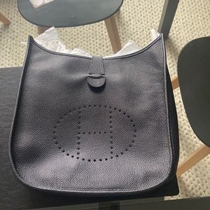 Evelyne Bag Clemence 29
